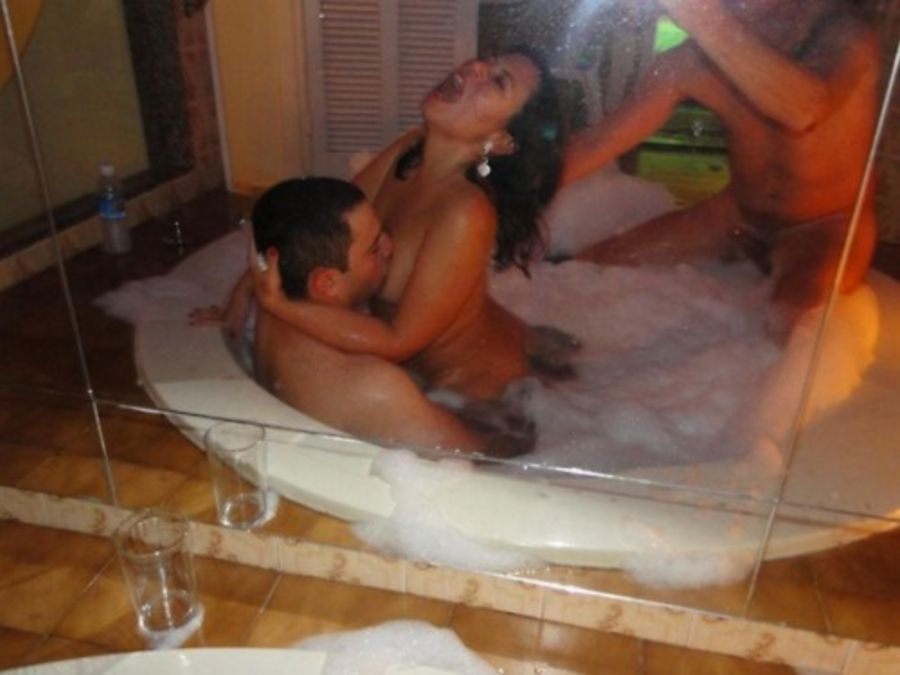 Homemade Wife Threesome Hot Tub | Niche Top Mature